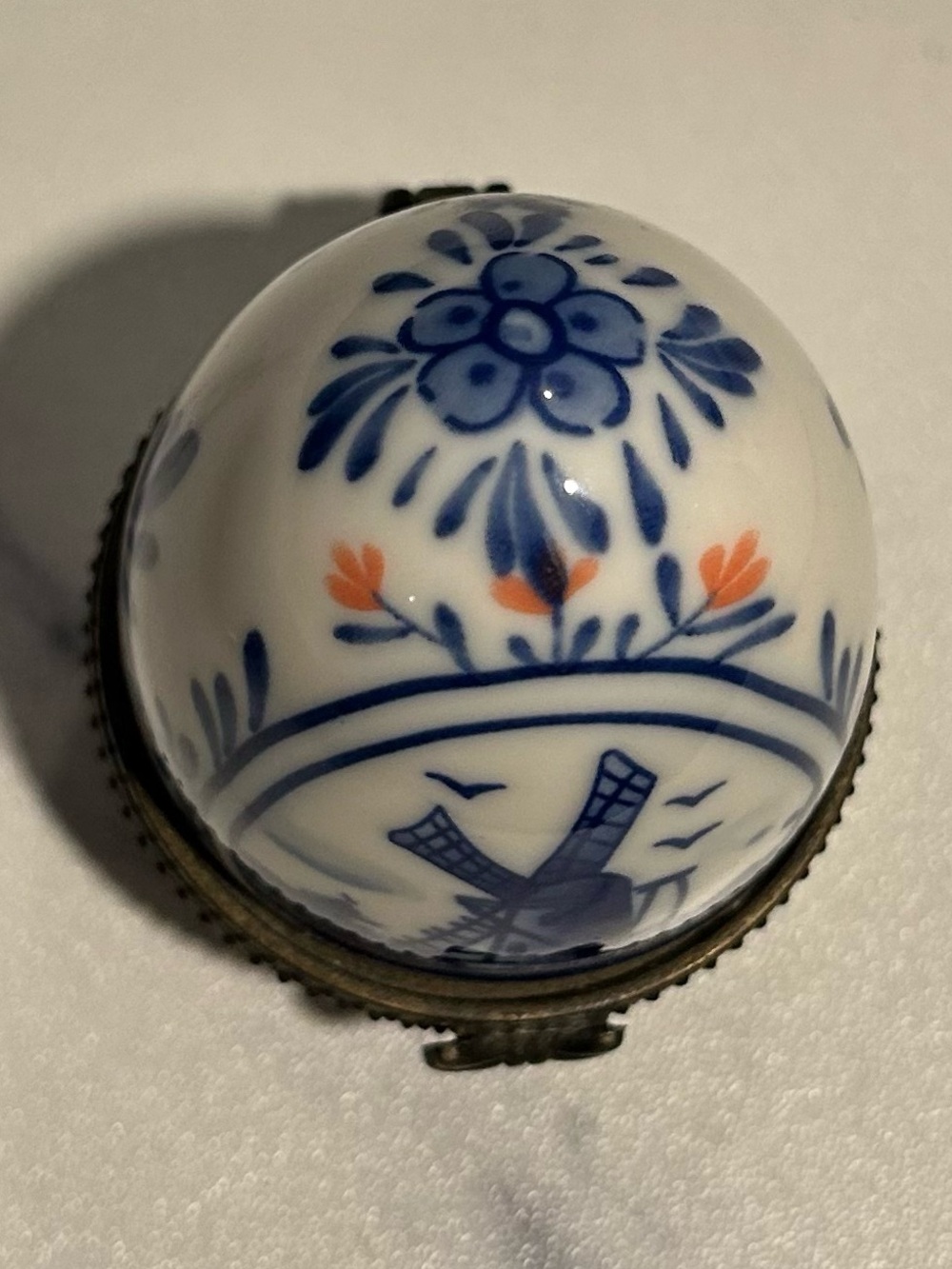 ⭐️ 5 for $25⭐️ Delft blue porcelain hinge trinket egg - Picture 11 of 11